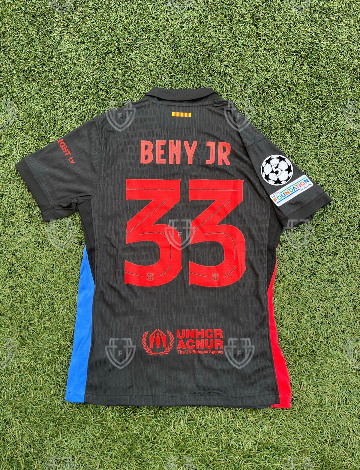 BARCELONA x BENY JR