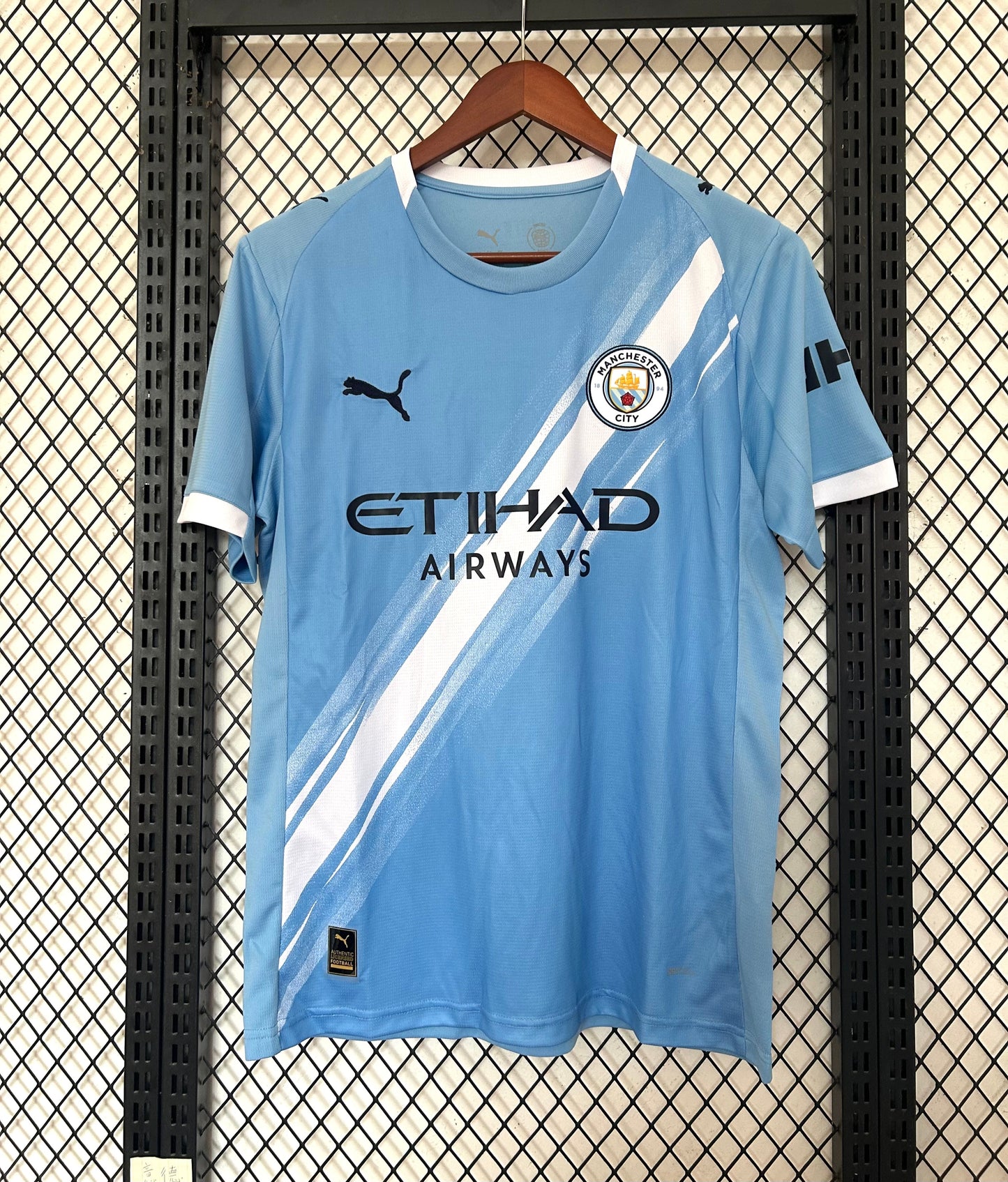 MANCHESTER CITY 25-26 PRIMERA EQUIPACIÓN