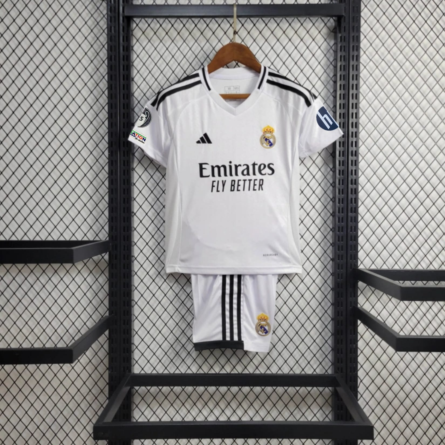REAL MADRID FIRST KIT KIDS
