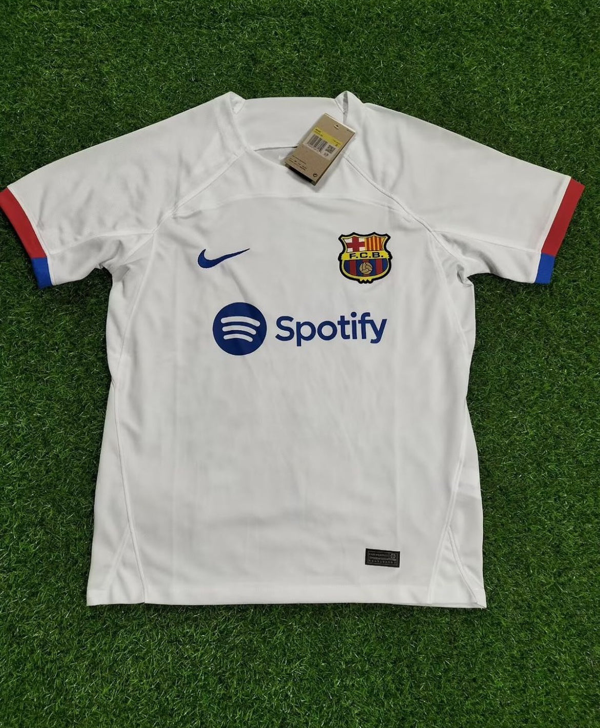 BARCELONA 23-24