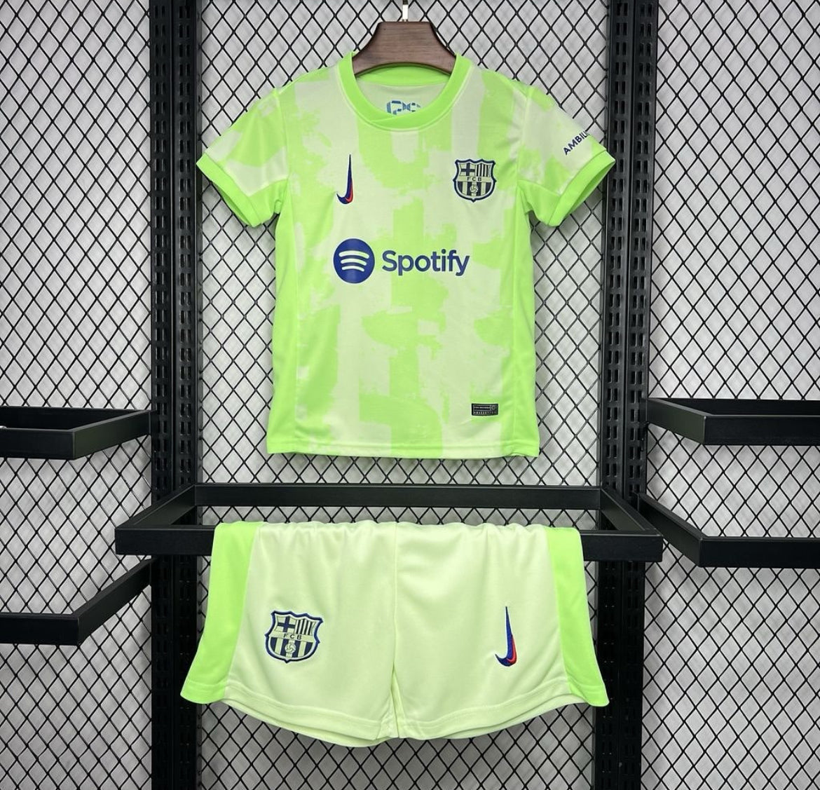 BARCELONA NIÑOS TERCERA EQUIPACIÓN