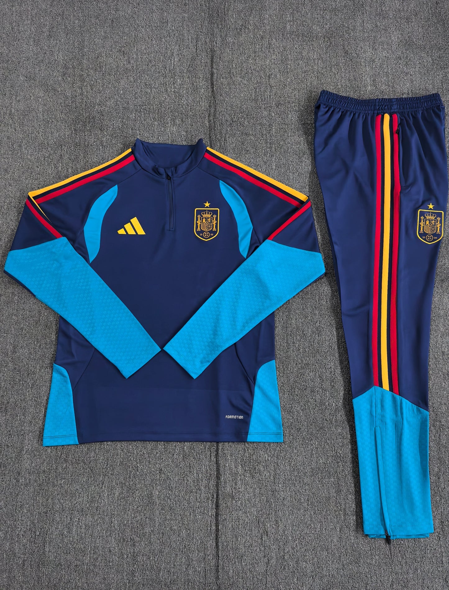 ESPAÑA 25-26 CHÁNDAL