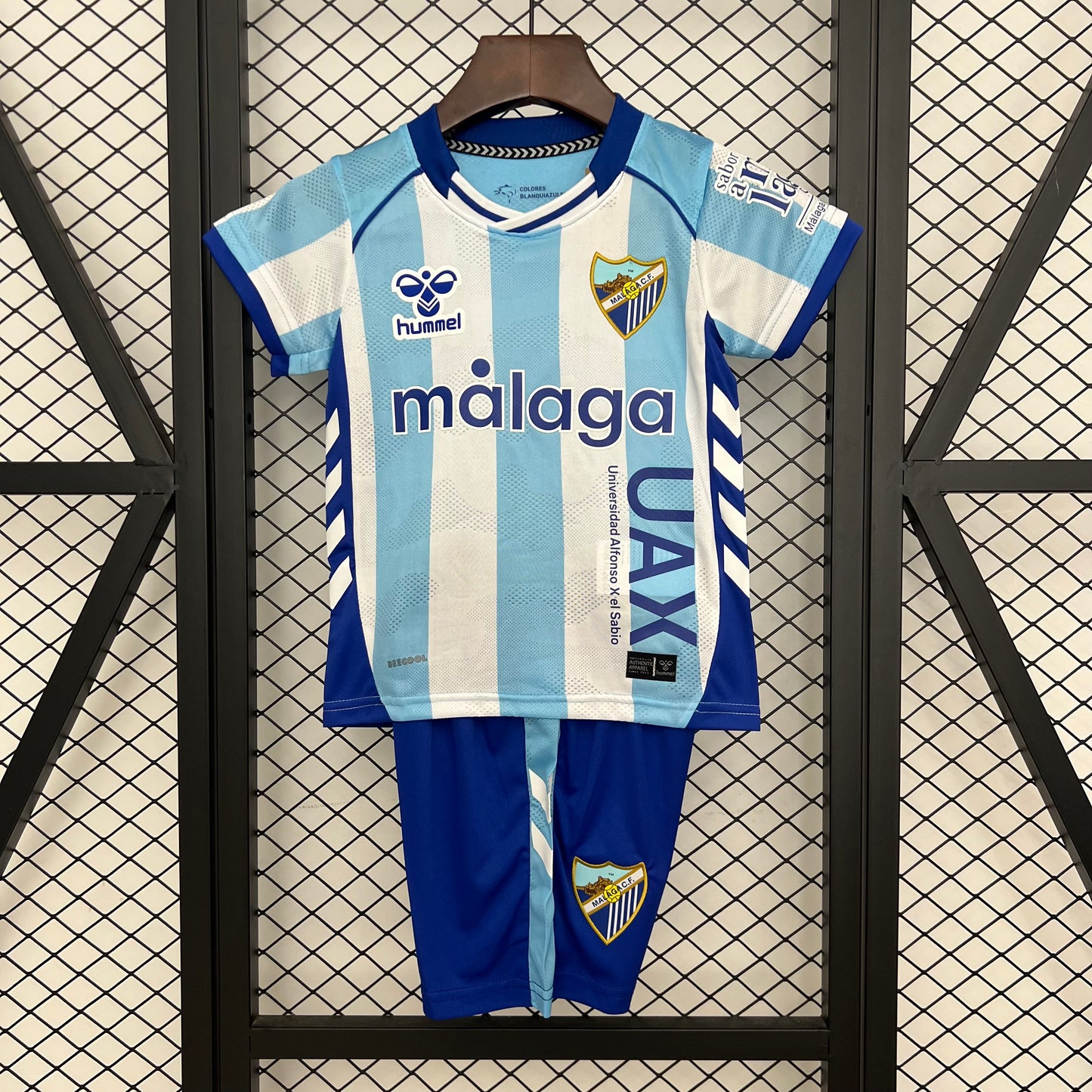 MÁLAGA NIÑOS 25-26 PRIMERA EQUIPACIÓN