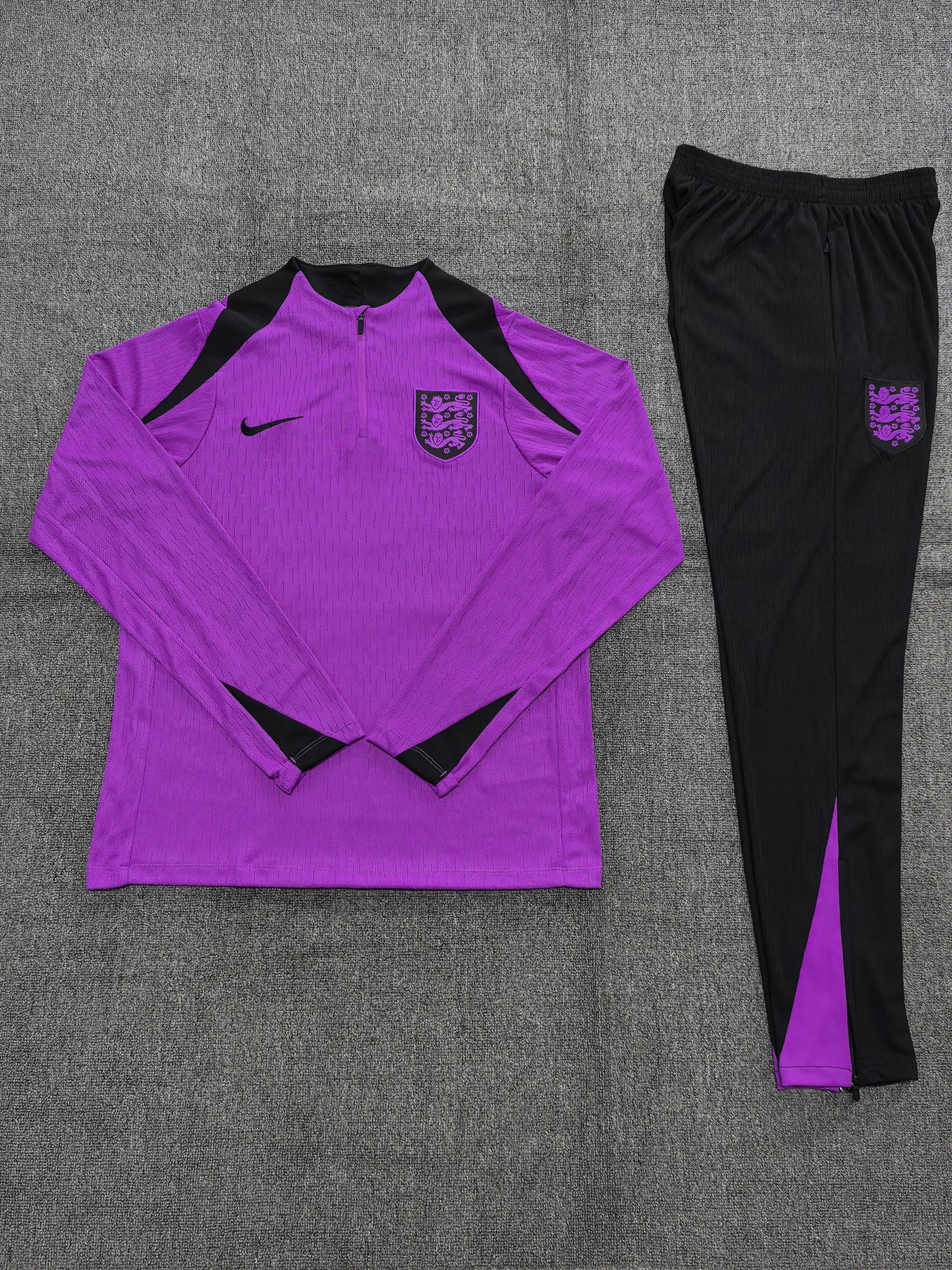 INGLATERRA NIÑOS 25-26 CHÁNDAL