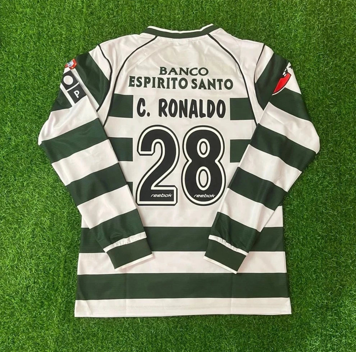 CRISTIANO RONALDO MANGA LARGA #28 2001/2002 DEBUT SPORTING DE LISBOA RETRO
