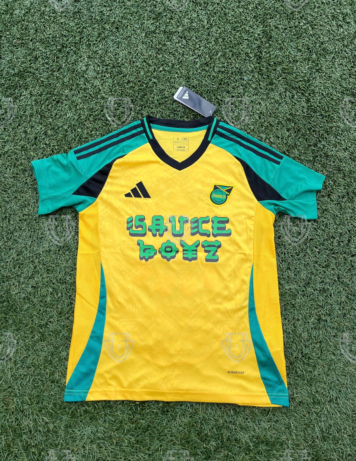 JAMAICA x ELADIO CARRION