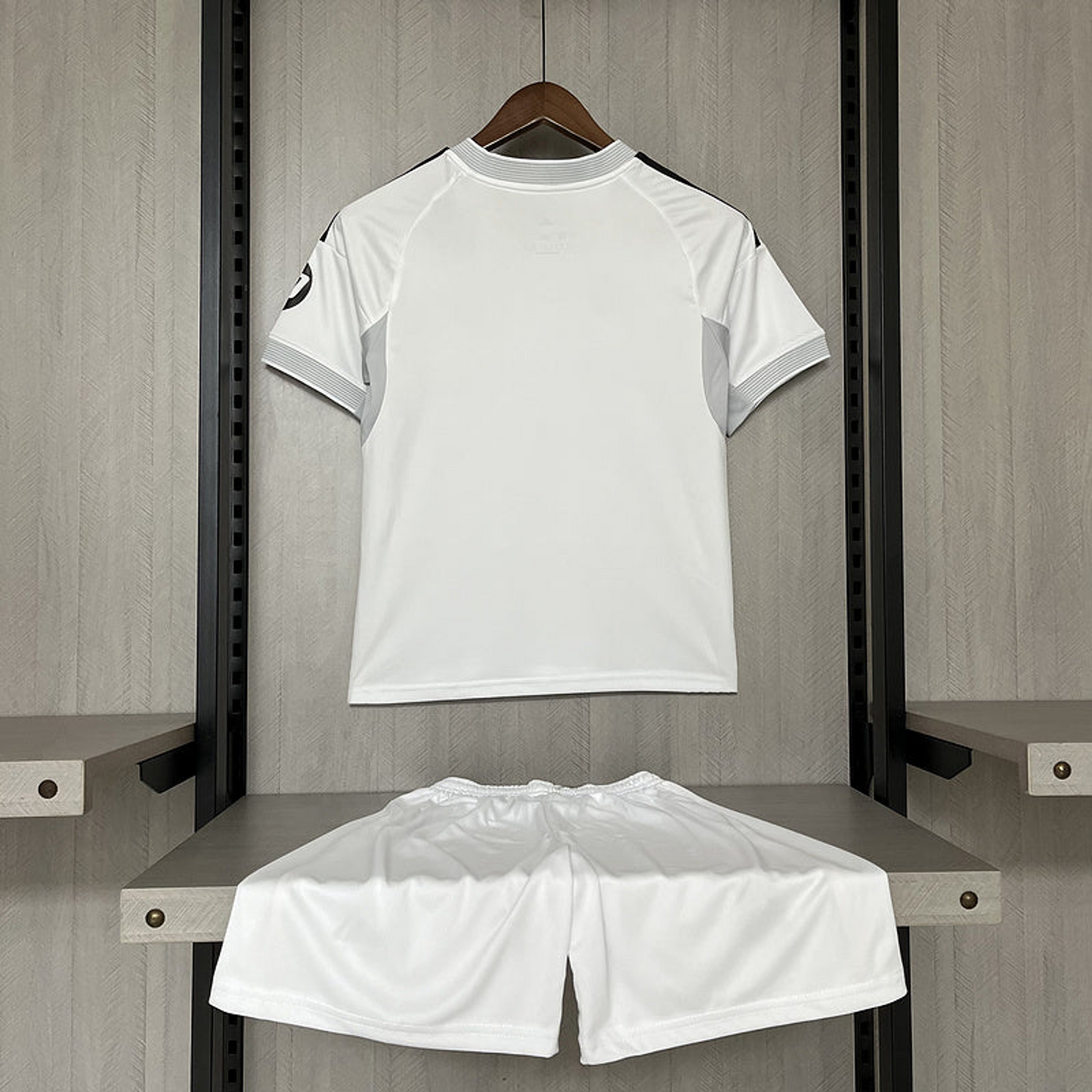 MAILLOT DOMICILE ENFANT REAL MADRID 2025-2026