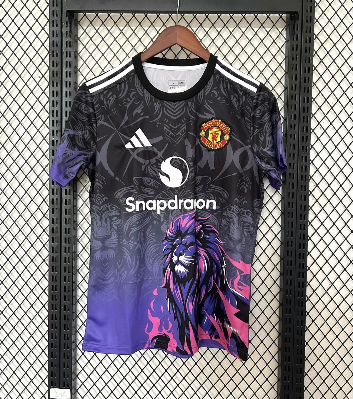 MANCHESTER UNITED 25-26 SPECIAL EDITION