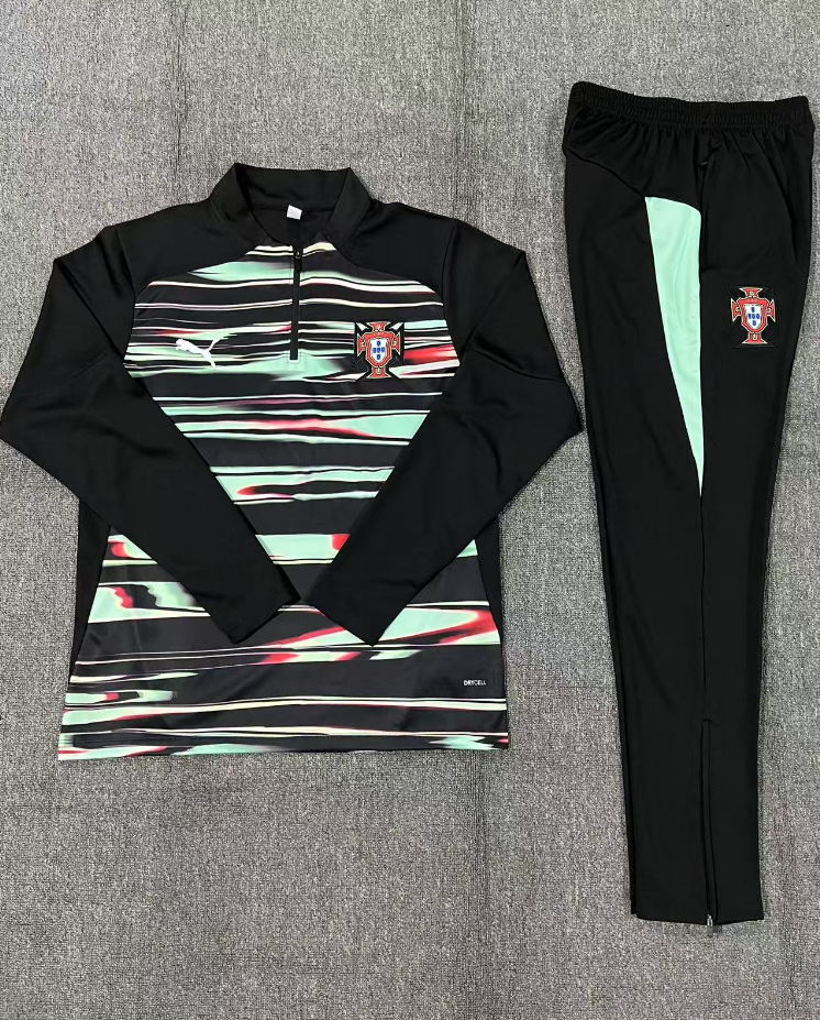 PORTUGAL NIÑOS 25-26 CHÁNDAL