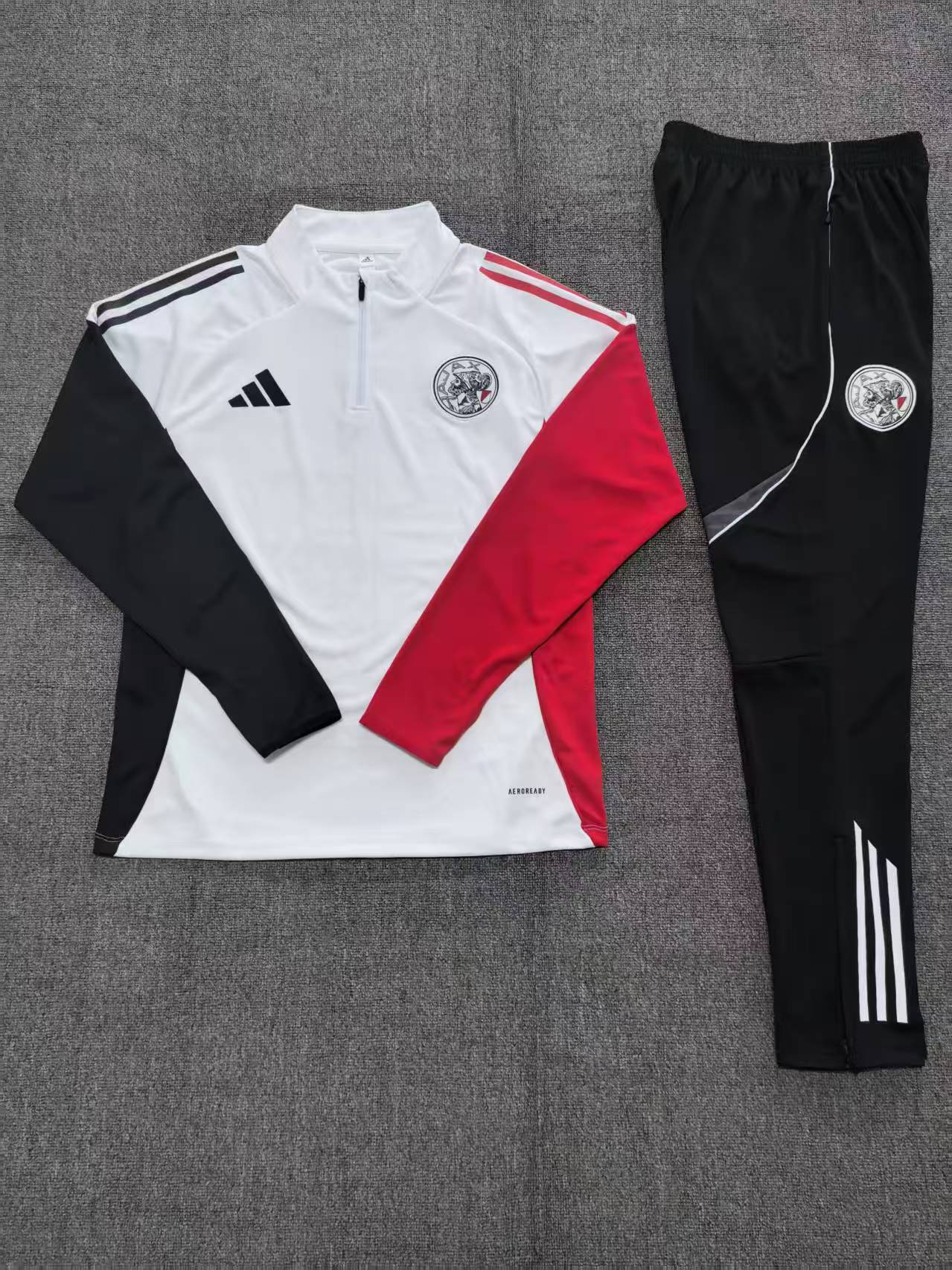 AJAX NIÑOS 25-26 CHÁNDAL